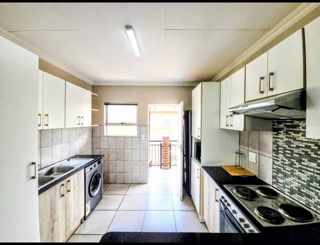 2 BEDROOM PROPERTY TO RENT IN MONTANA